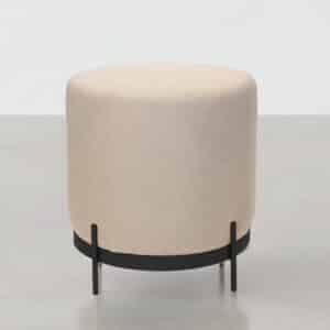 Puff Compacto Estofado Linho Base de Metal - Vibe