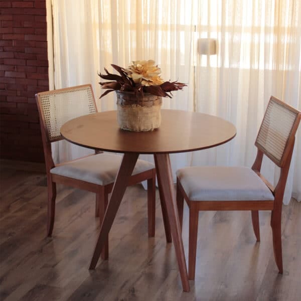 Mesa de Jantar Redonda Base Tripé em Madeira Maciça - 90 cm - Imagem 2